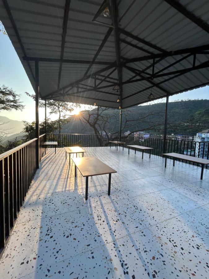 The Alchemist House Hotel Rishīkesh Esterno foto