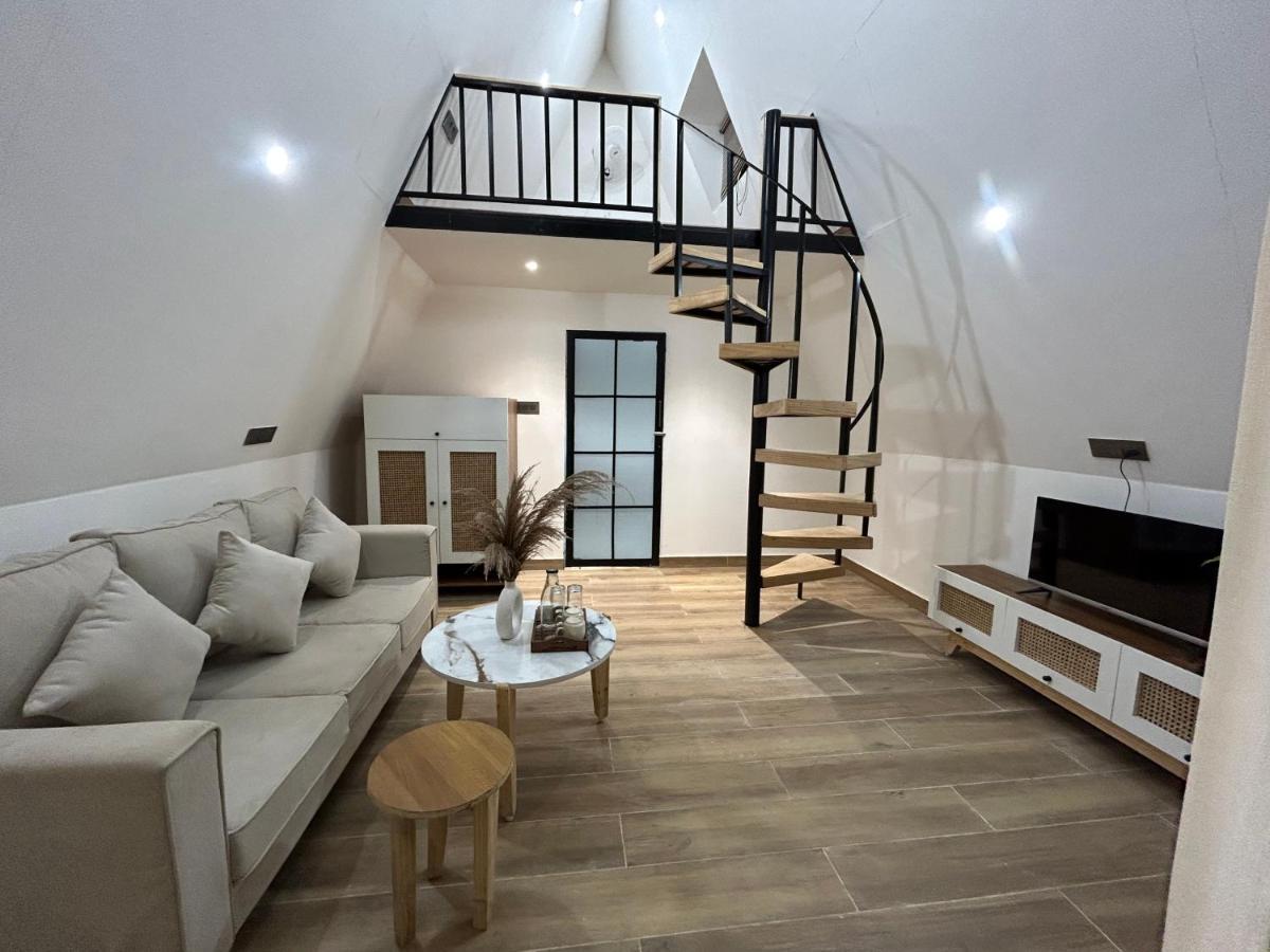 The Alchemist House Hotel Rishīkesh Esterno foto