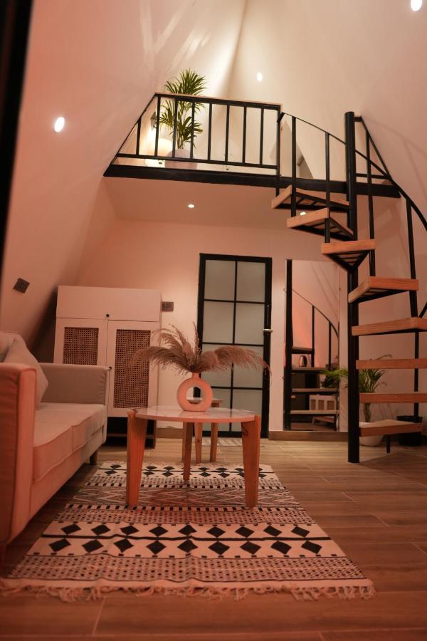 The Alchemist House Hotel Rishīkesh Esterno foto